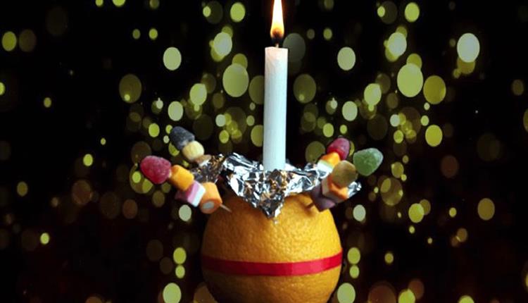 Christingle dark background